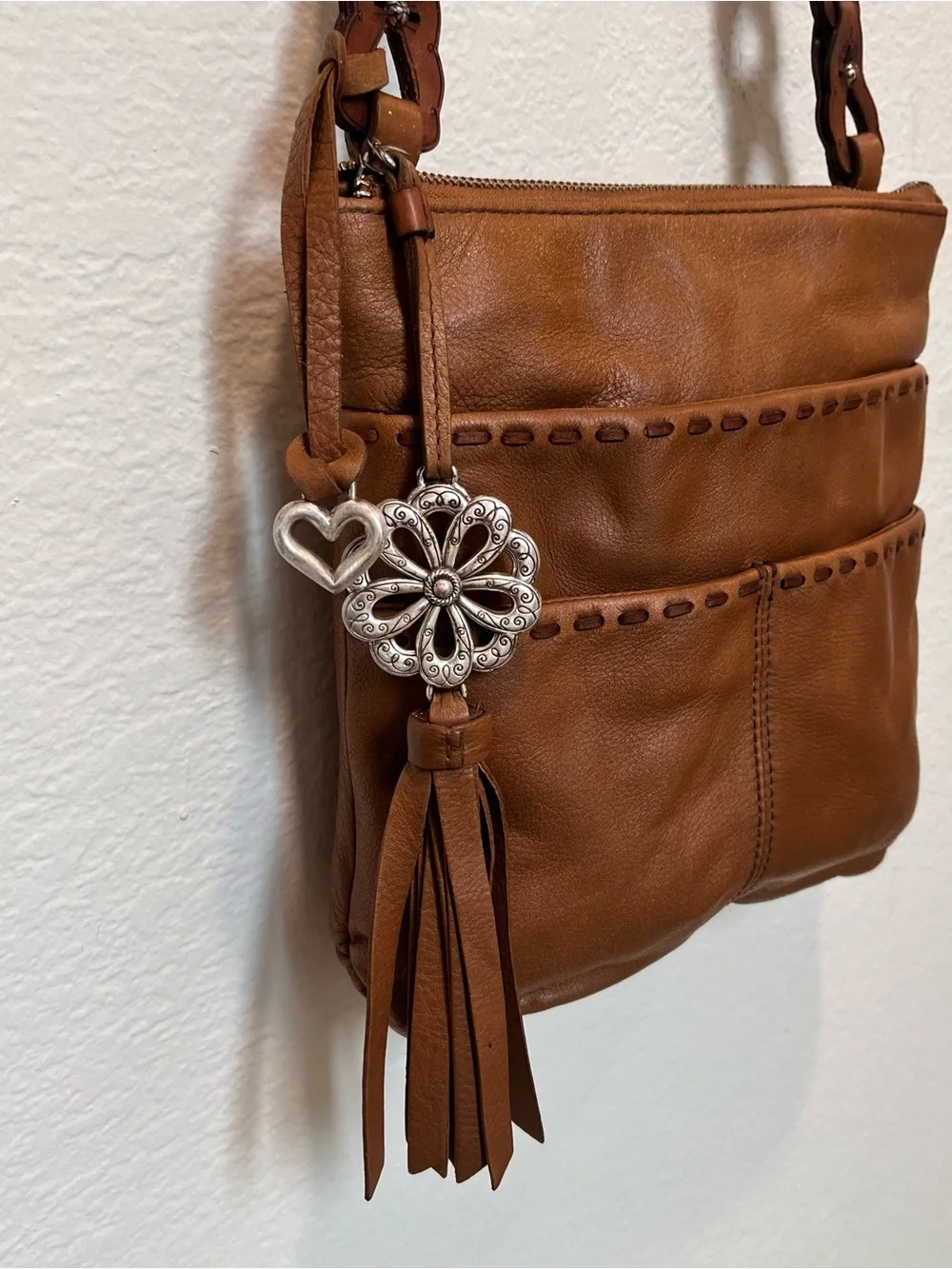 Vintage Brighton Tan Leather Crossbody Bag with Decorative Strap and Tassel